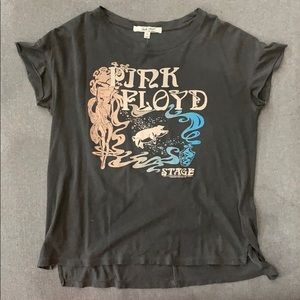 Junk Food tee size small